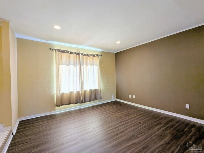 Foto del edificio - 4680 Anchor Ln