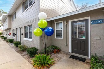 Building Photo - 2140 S Palmetto Ave