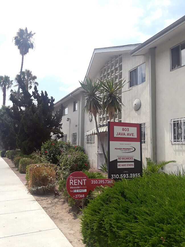Foto del interior - 803 Java Ave Inglewood, CA 90301