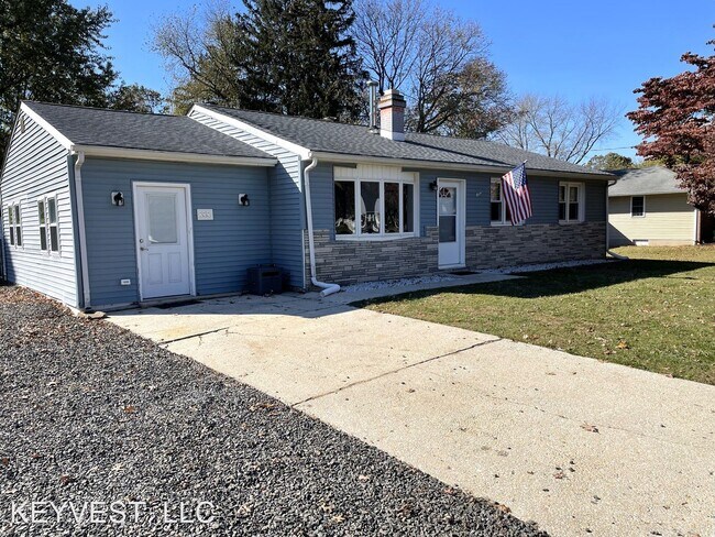 Foto del edificio - 3 br, 2 bath House - 333 Johnson Rd