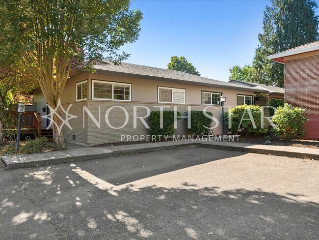 Building Photo - 678-688 3RD St.