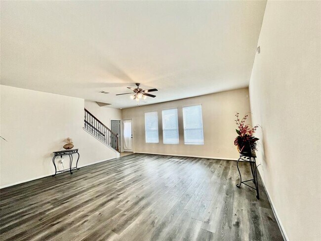 Building Photo - 14902 Breezy Forest Ln