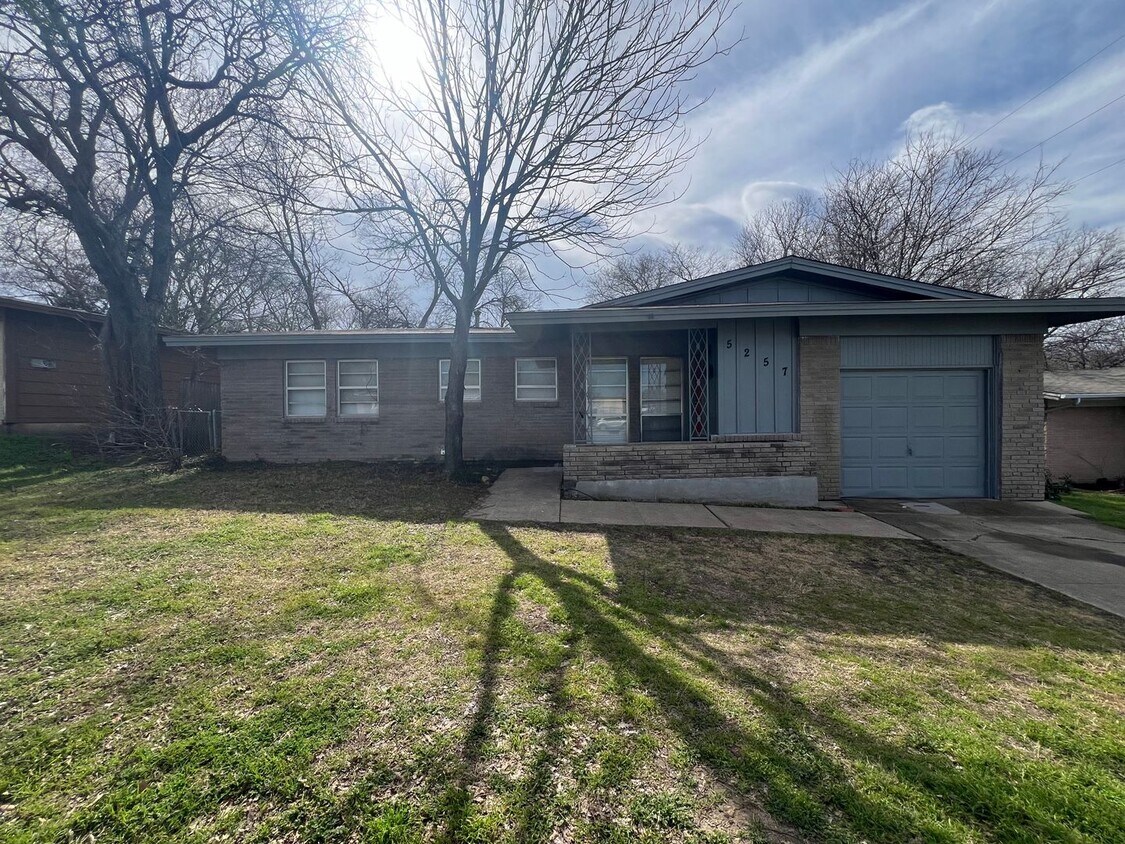 Primary Photo - "Fort Worth Texas Homes for Rent"