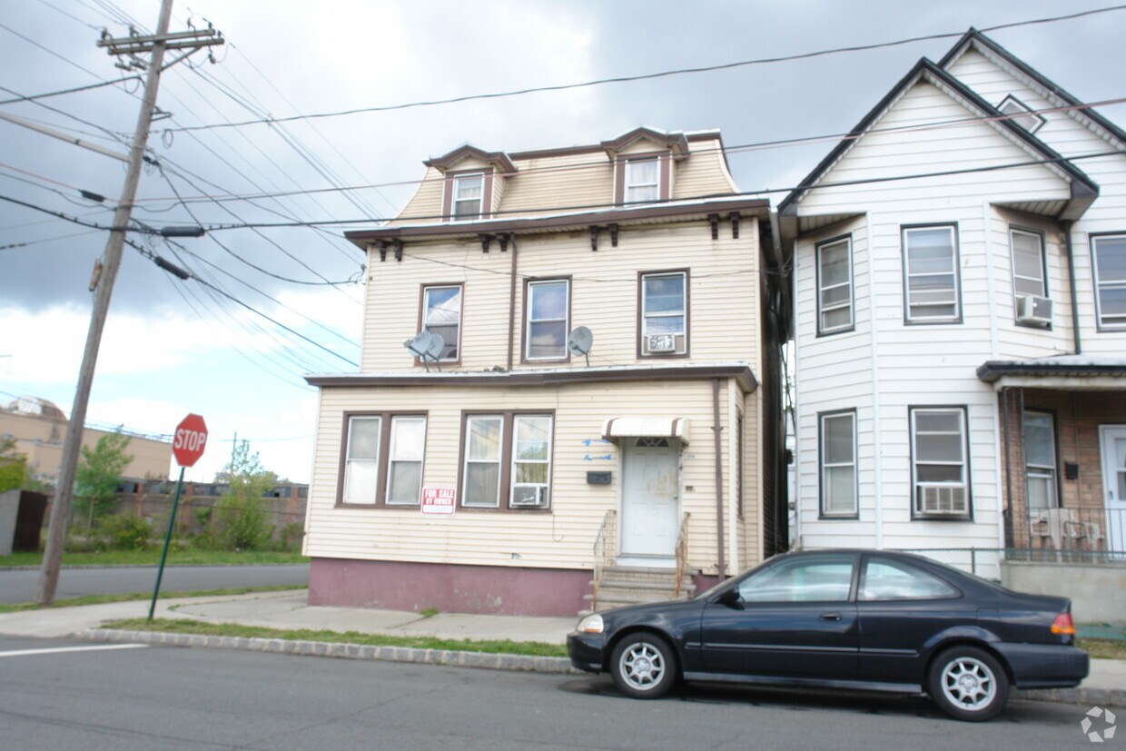 Foto del edificio - 224 Lewis St
