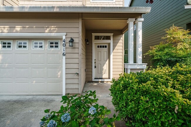 Photo - 3 bedroom 2.5 Bath - On Dead End Street - Low Maintenance Fenced Yard - Community Center with Swi... House