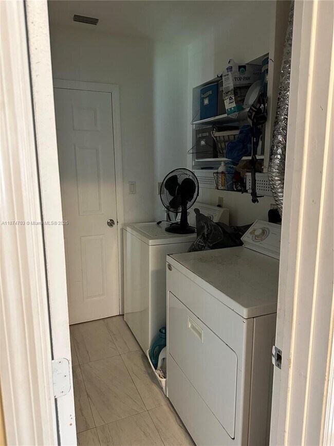 Foto del edificio - 1428 Hayes St