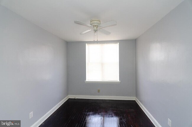 Building Photo - 39 Galveston Pl SW
