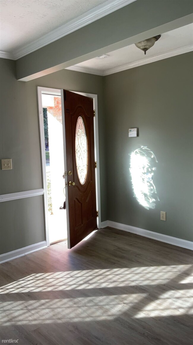 Foto del edificio - 3 br, 2 bath House - 5733 Neely Lane