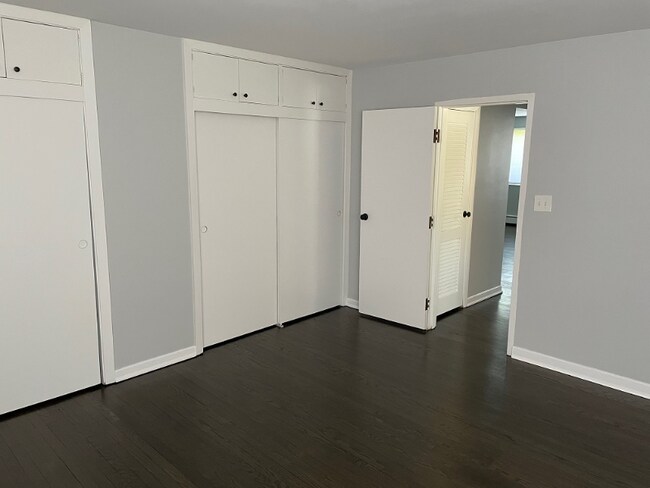 Foto del edificio - 1119 Greenleaf Ave