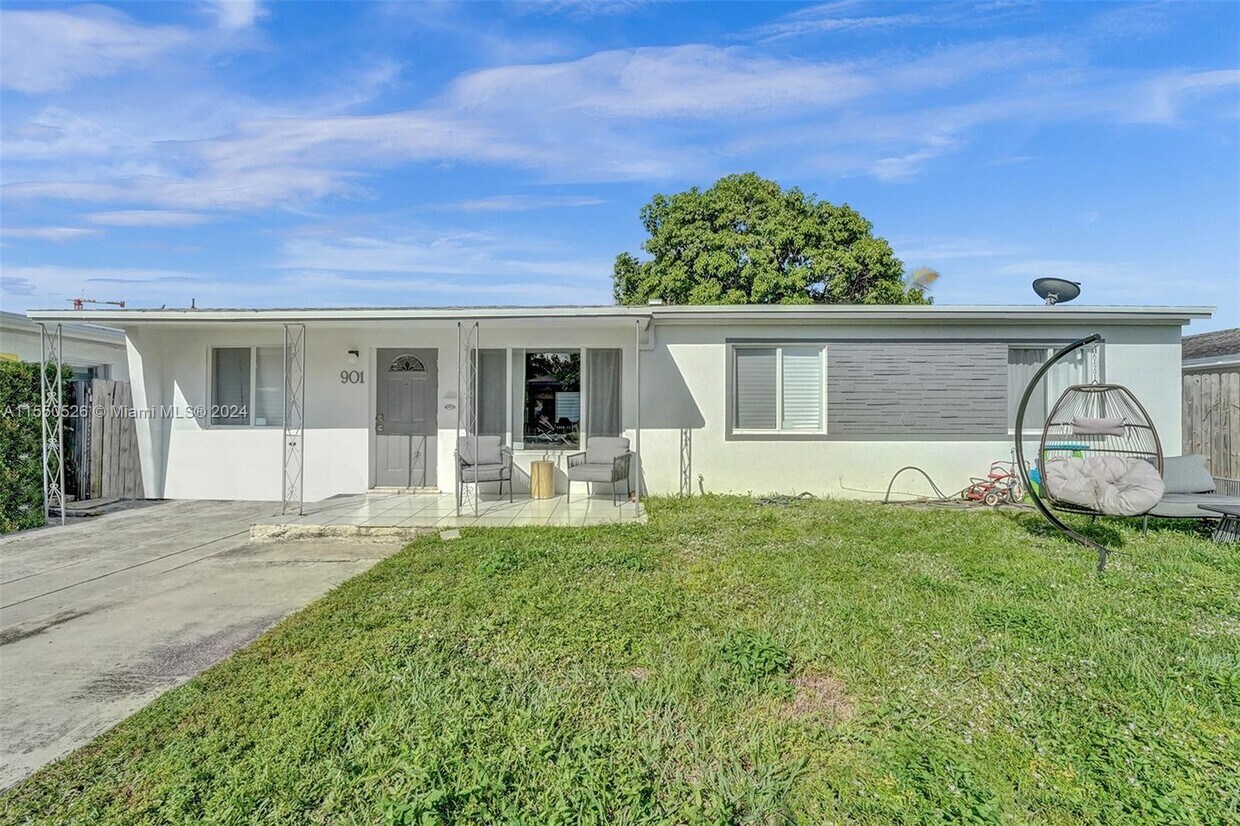 Foto principal - 901 NE 6th St