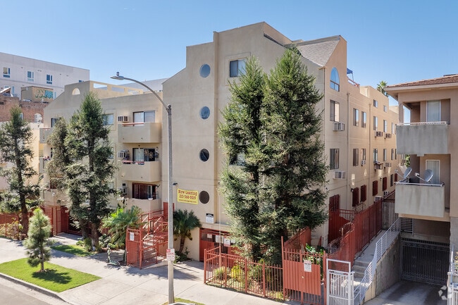 Foto del edificio - Fedora Apartments