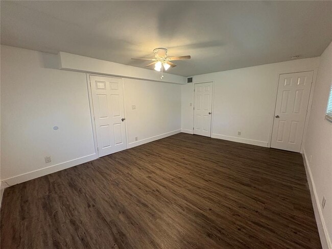 Foto del edificio - 1741 NE 52nd St