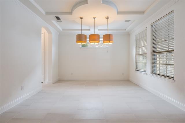 Foto del edificio - 1221 Dakota St