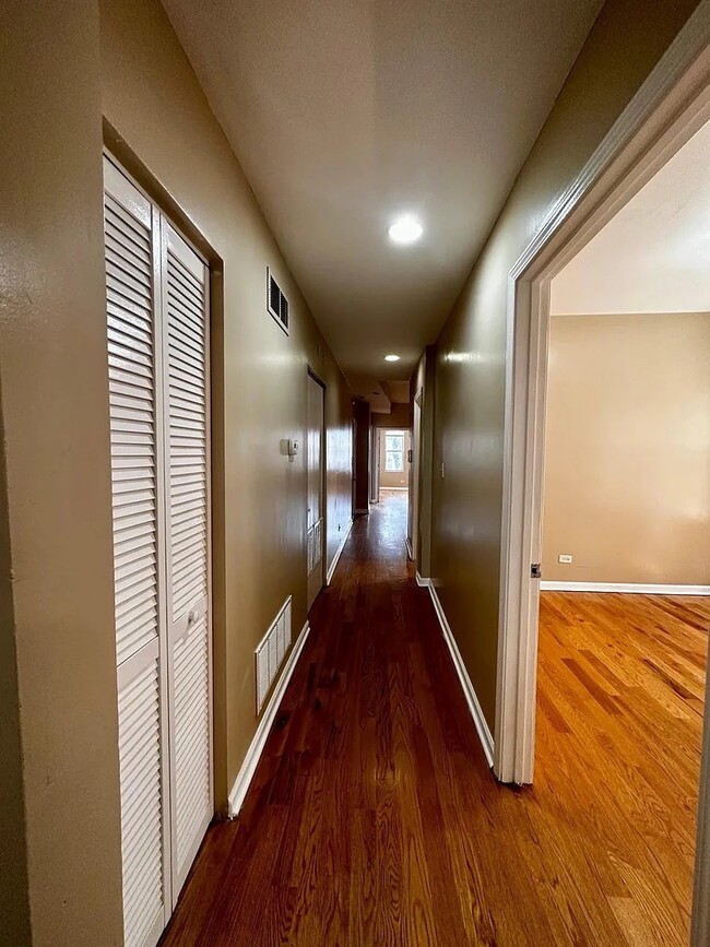 Foto del edificio - 1528 N Avers Ave