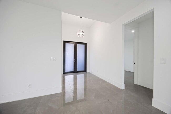 Foto del edificio - 2619 23rd St W