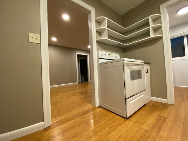 Building Photo - 8643 WA-507