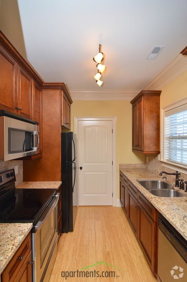 Kitchen - CHANEY PLACE TOWNHOMES