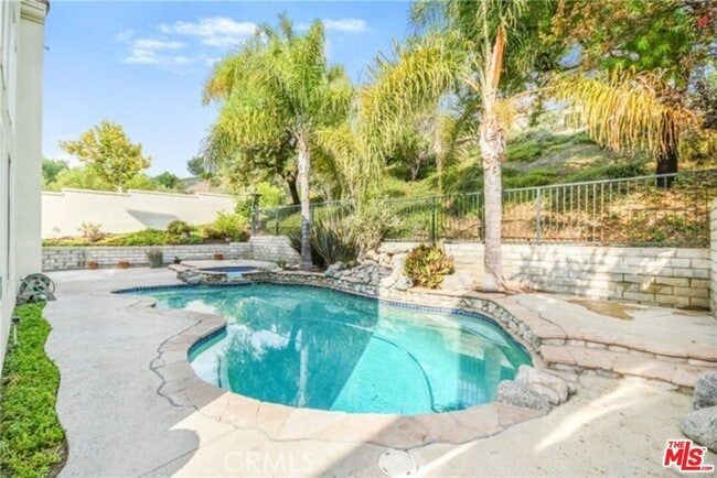 Building Photo - 26003 Twain Pl