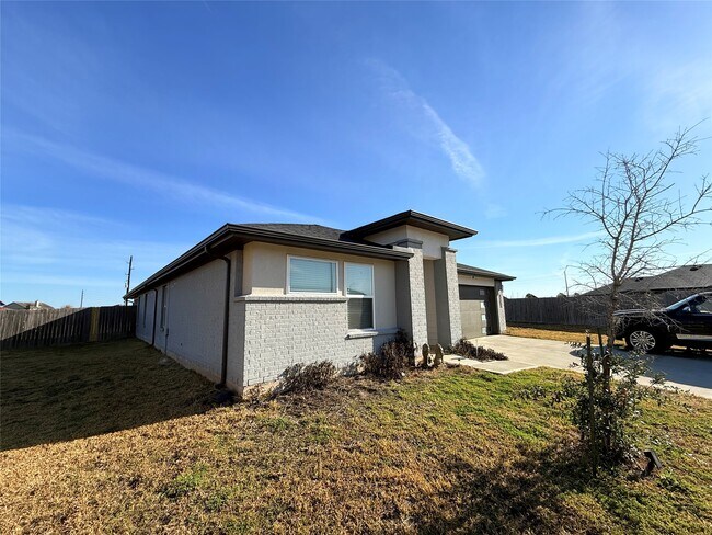 Foto del edificio - 28930 Yampa Mill Ln