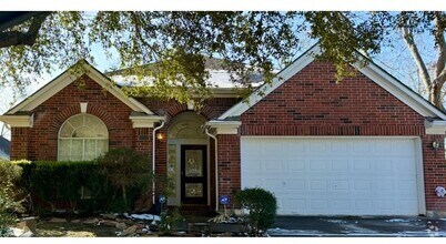 Building Photo - 4242 Lakeshore Forest Dr