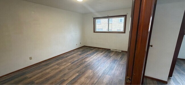 Foto del edificio - 906 5th Ave S