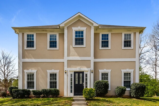 Building Photo - 3443 Oaktree Way