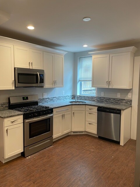 Foto del edificio - 3510 Leech St