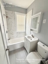 Building Photo - 1619 S Komensky Ave