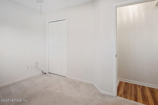 Foto del edificio - 1200 Woodchurch Ln