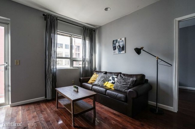 Foto del edificio - 211 N Camac St