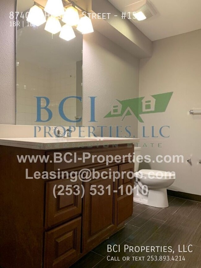 Building Photo - 8740 S Hosmer St