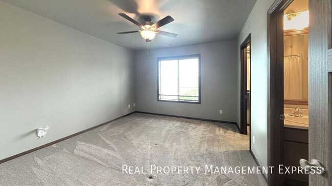Foto del edificio - 5611 S Yarrow Trail