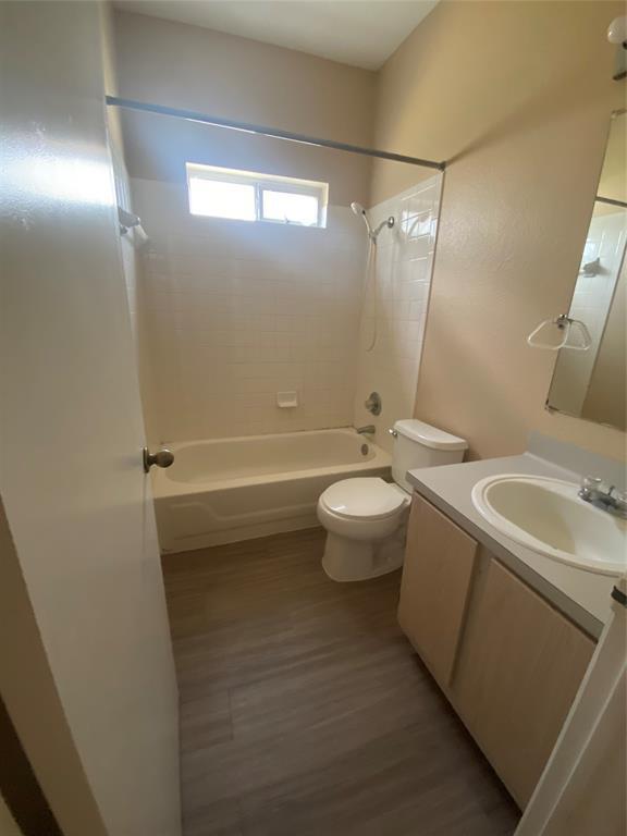 Foto del edificio - 903 Quartz Ct