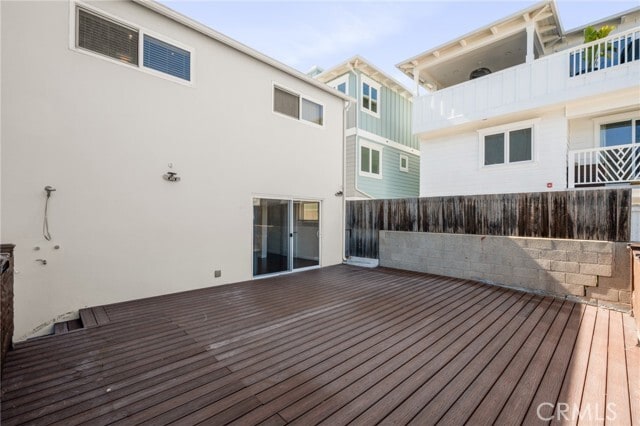 Building Photo - 648 Loma Dr