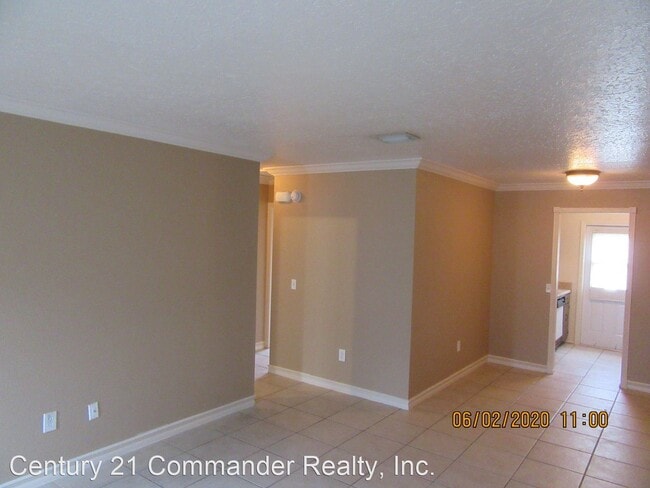 Foto del edificio - 1104 W 19th Ct