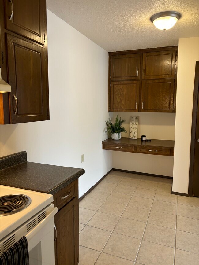 Foto del edificio - 2727 S Sterling Ave