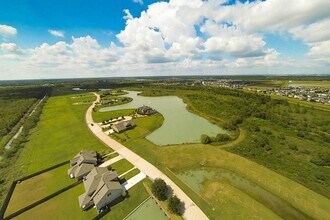 Building Photo - 76 Palmero Way