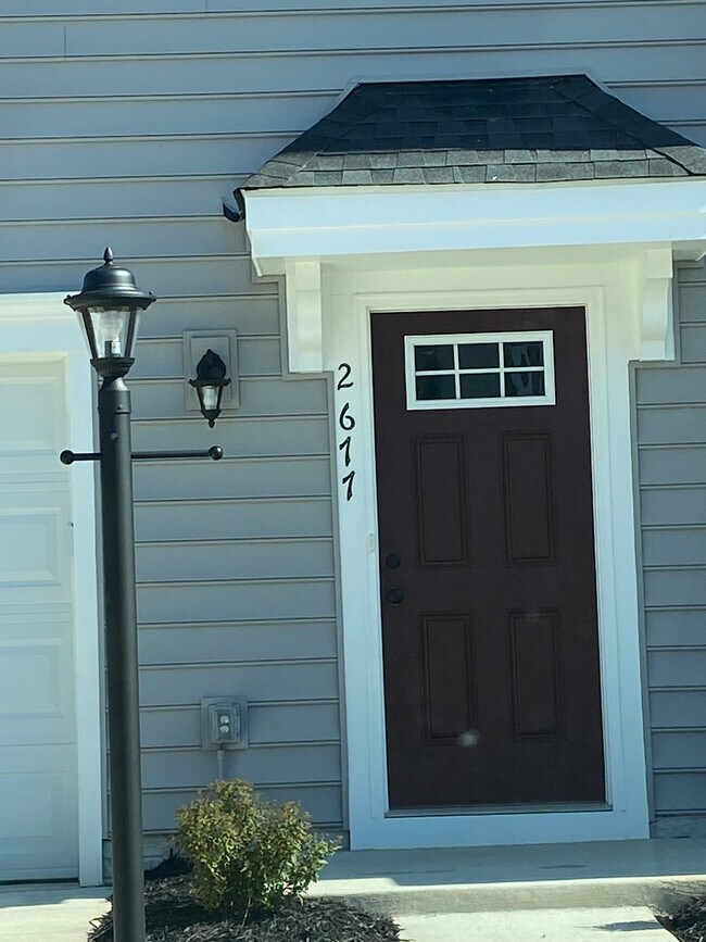 Foto del edificio - 2677 Bears Den Dr