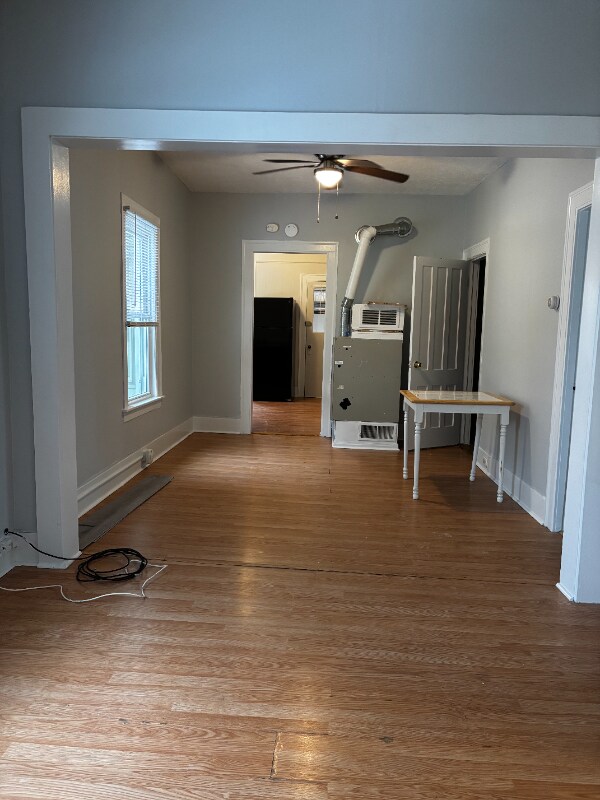 Building Photo - 613 Vine St