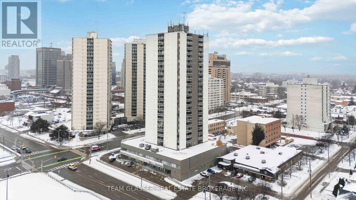 Photo principale - 340-2340 Colborne St