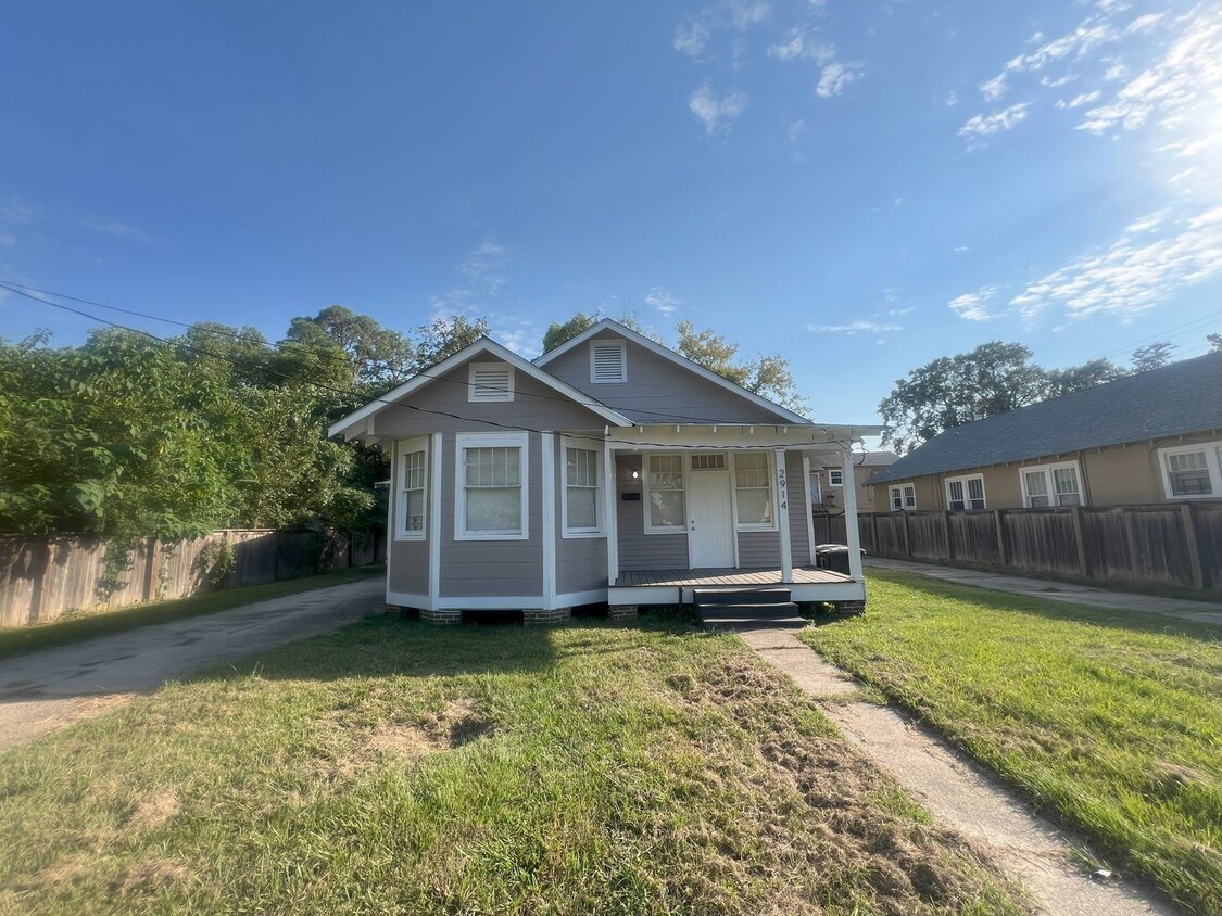 Primary Photo - Move in Special!!!! 3 bedroom, 2 bathroom ...