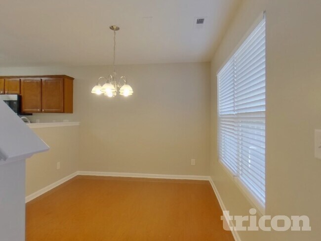 Foto del edificio - 9425 Macquarie Ln