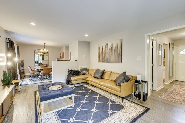 Foto del edificio - 3508 Maggie Ave NW