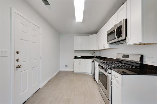 Foto del edificio - 2734 Wilhurt Ave