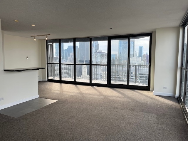 Foto del edificio - 10 E Ontario St