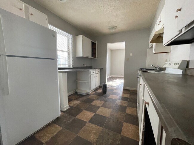 Foto del edificio - Built-In Storage