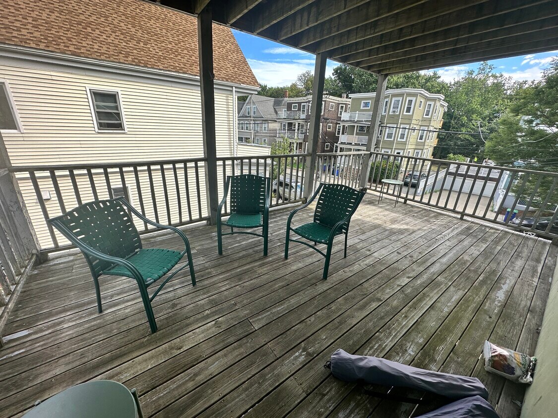 Foto del edificio - 147 Willow Ave