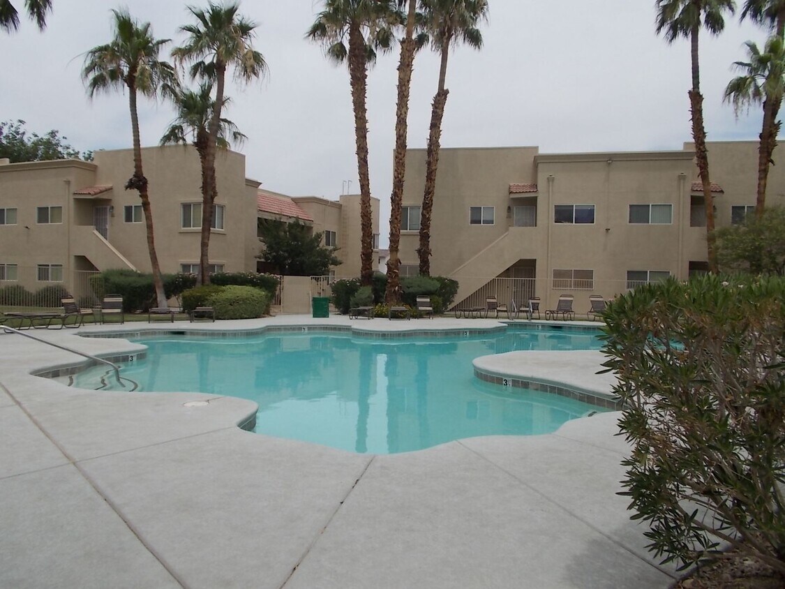 Foto principal - 1824 N Decatur Blvd
