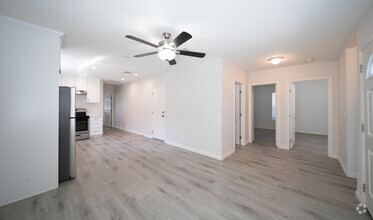 Building Photo - 120 E Shady Grove Dr
