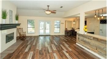 Building Photo - 5448 Oso Pkwy